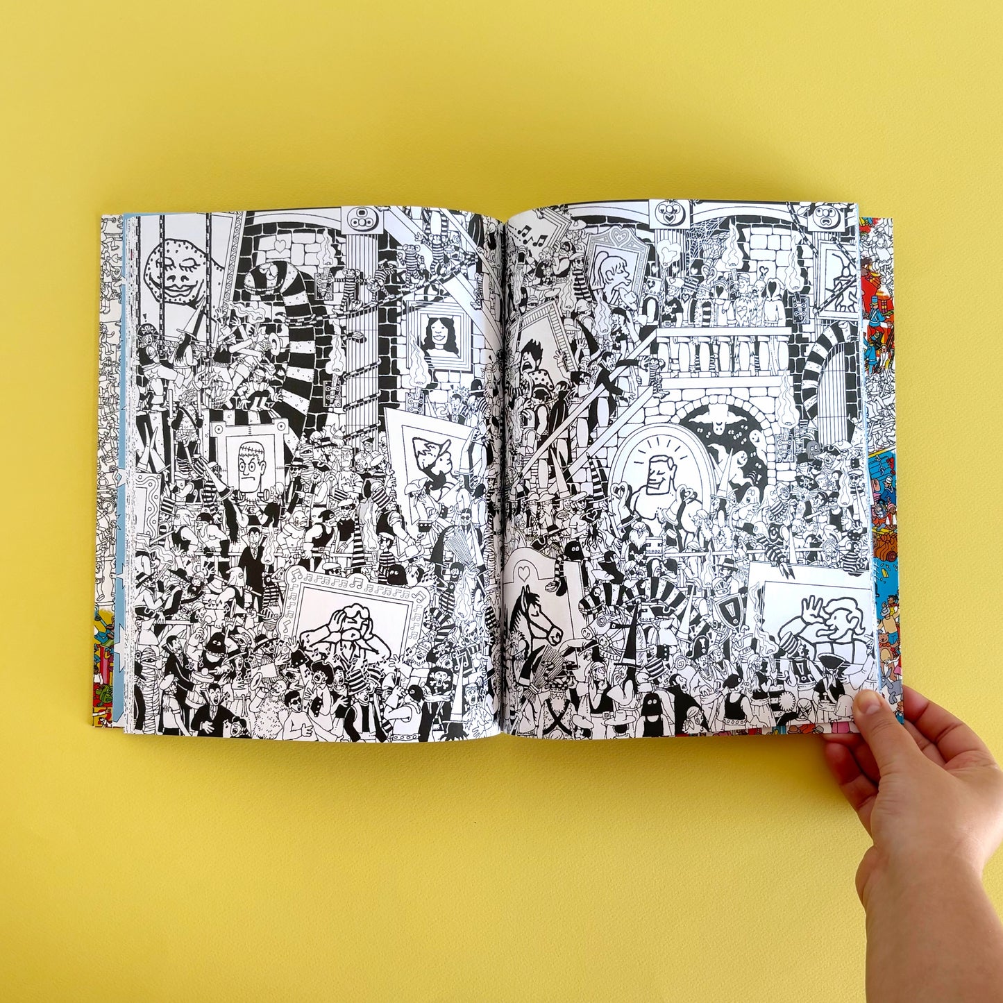 ¿Dónde está Wally? – Libro para colorear