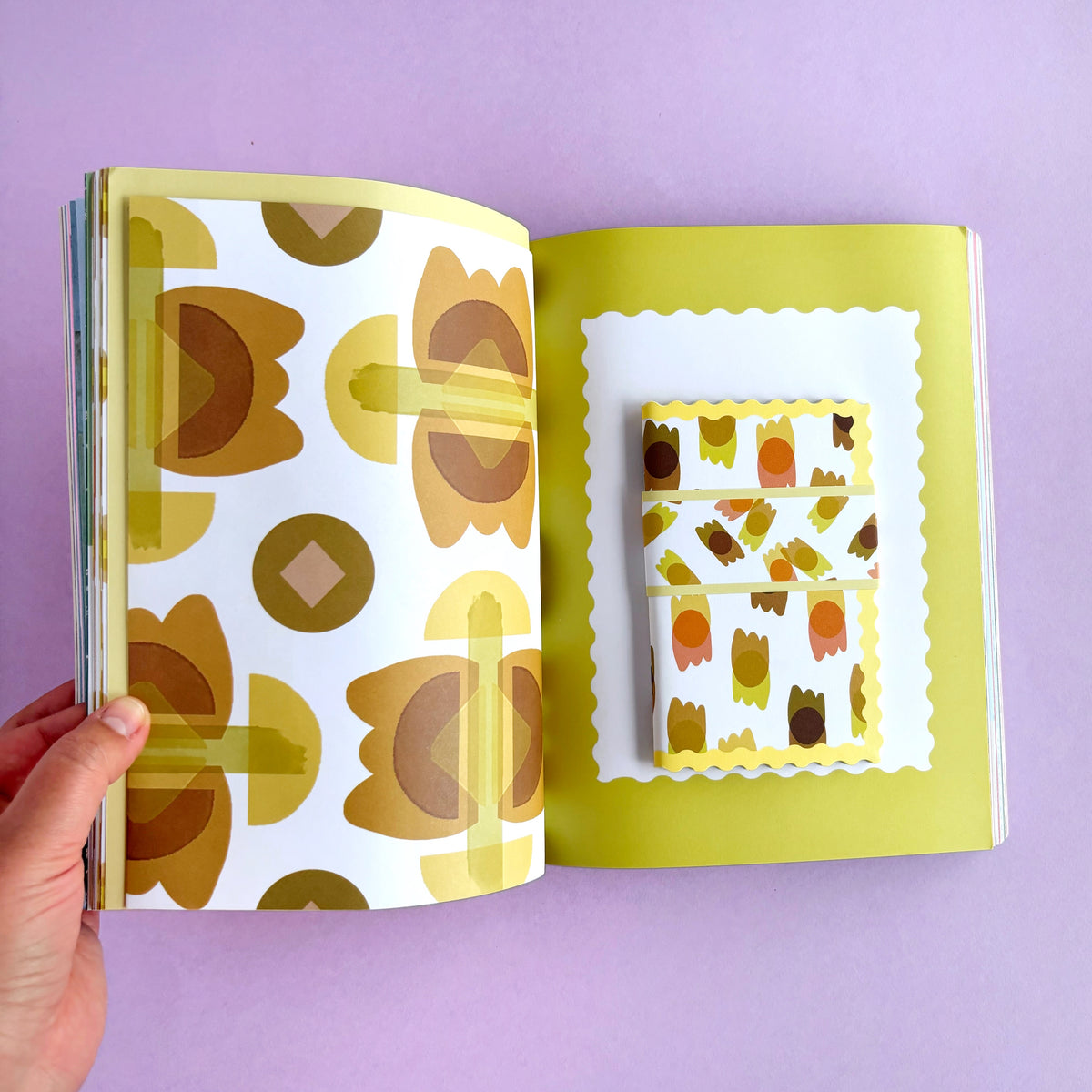 Libro Book for Paper Lovers: Color Your World - para scrapbooking, collage, journaling, cartas, envolturas y otros proyectos creativos