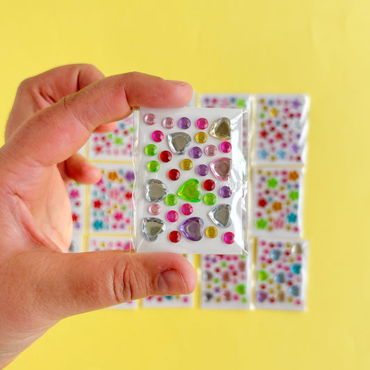 Pegatinas brillantes mini 3D: corazones, estrellas y flores  (venta por lámina - elige el diseño, colores al azar)