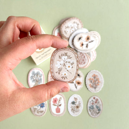 Vintage Floral Labels · Stickers de papel