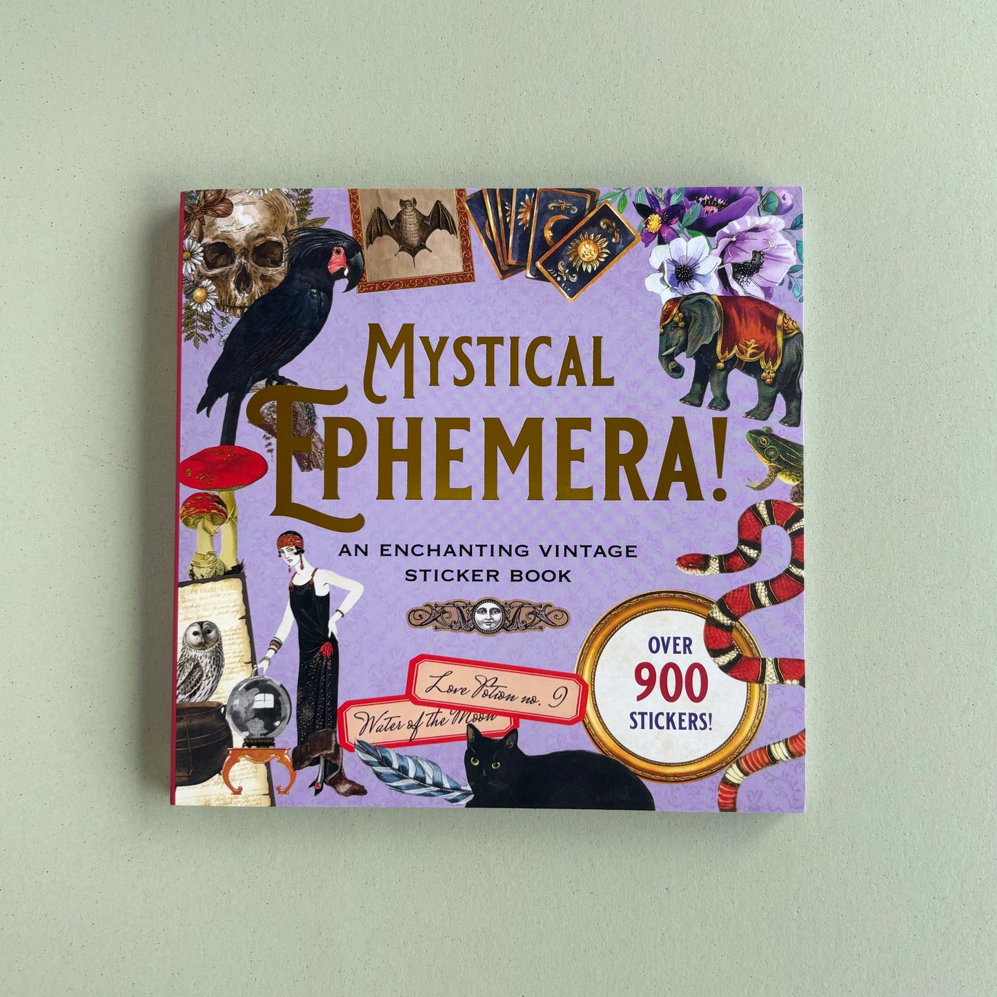Libro de Stickers Mystical Ephemera!- Más de 900 stickers (Original)