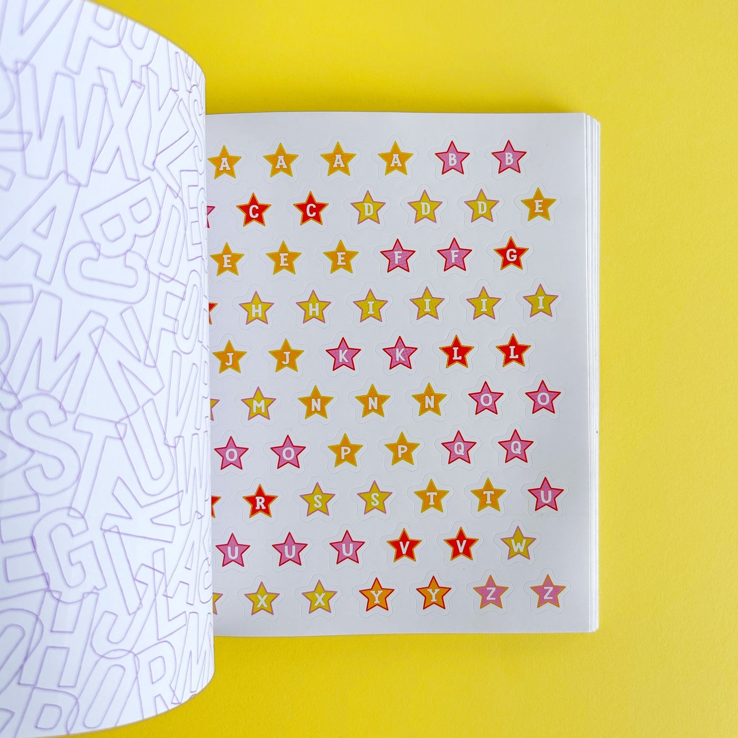 Libro de Stickers So. Many. Letter Stickers - 3.820 stickers de letras para amantes de las palabras