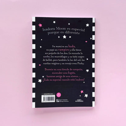 Isadora Moon va de campamento (Isadora Moon #2) – Libro de narrativa infantil