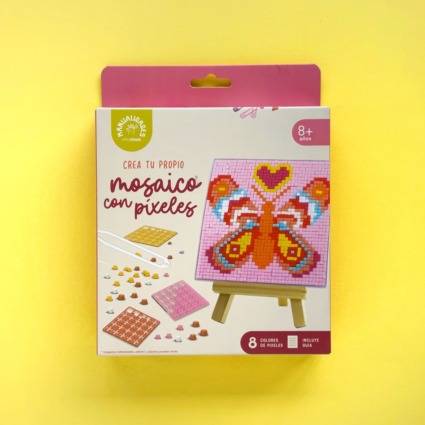 Crea tu propio mosaico con píxeles – Mariposa multicolor