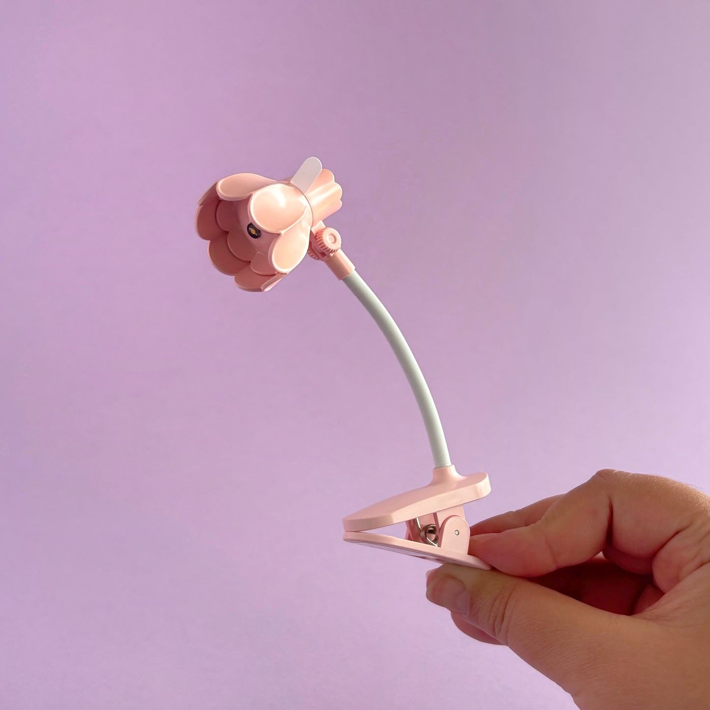 Lámpara de lectura con forma de tulipán