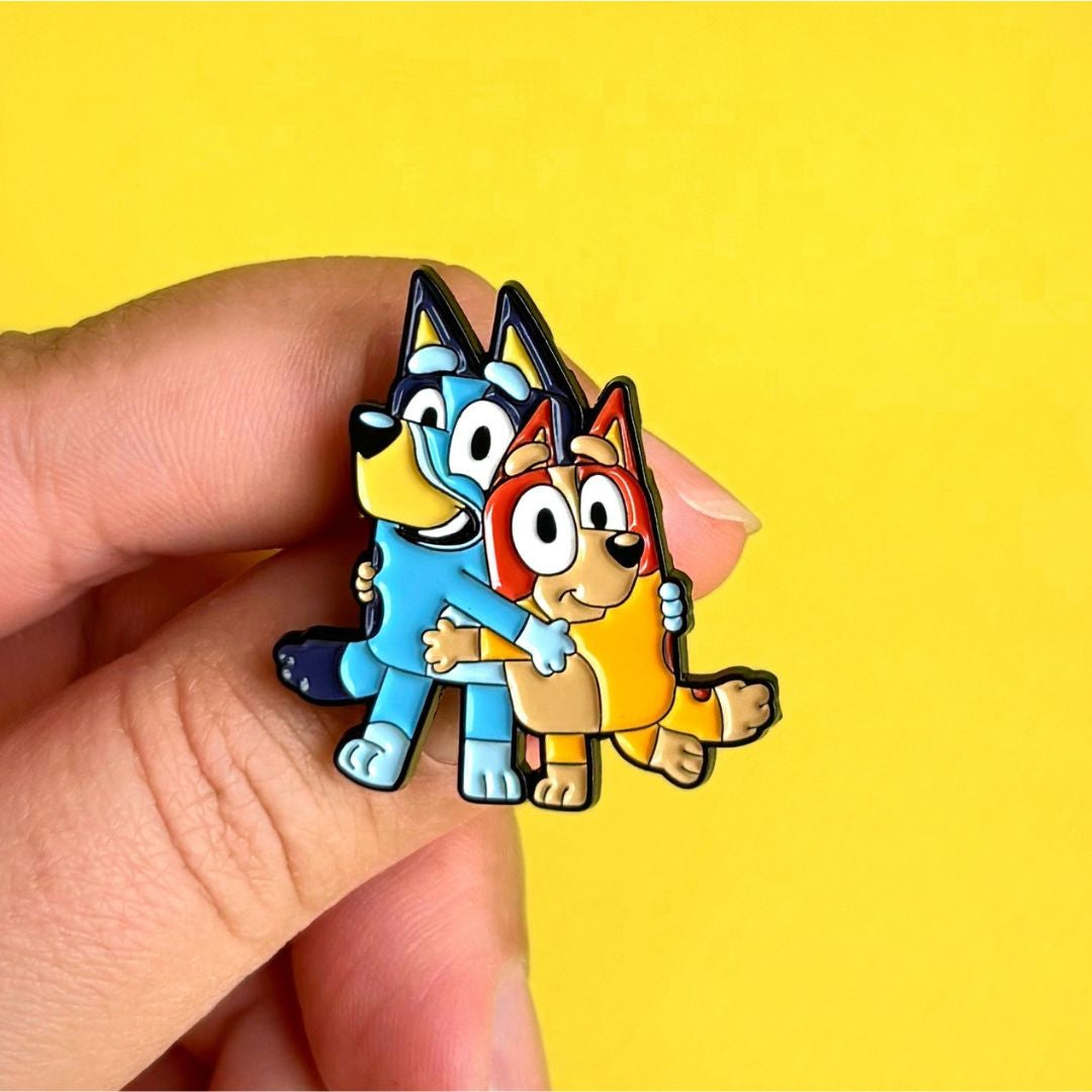 Pin metálico Bluey y Bingo