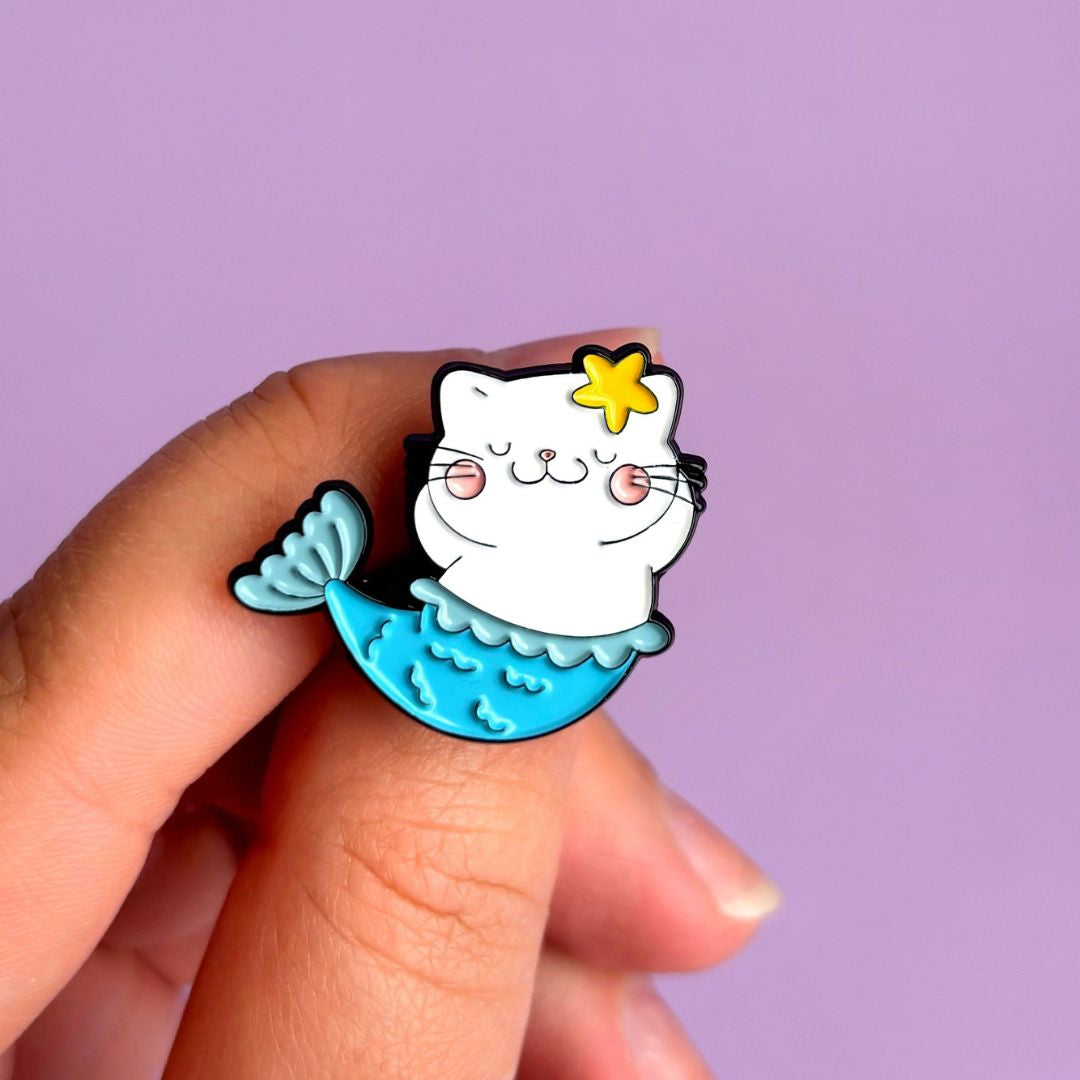 Pin metálico Gatita Sirena - Azul