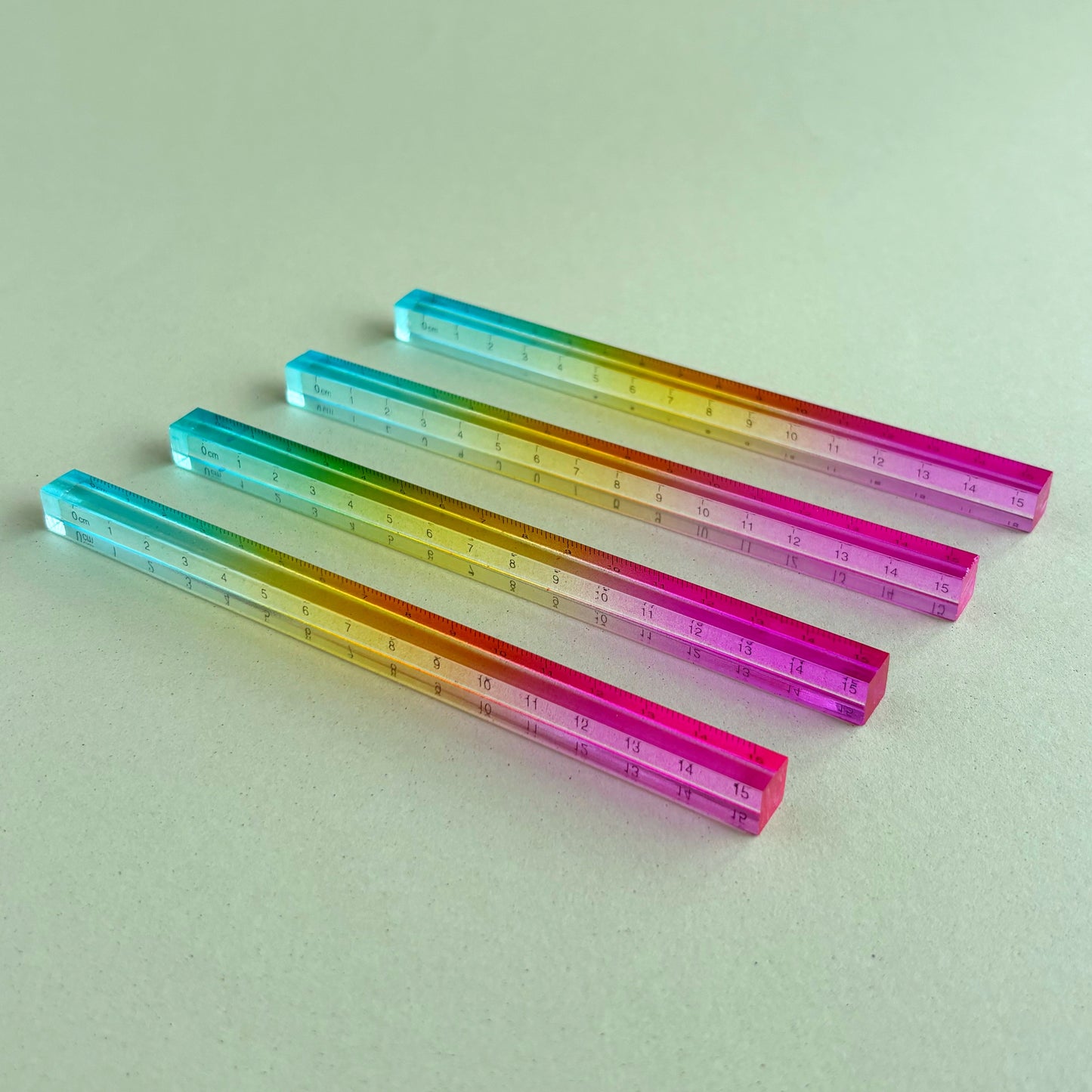 Regla Aurora Cuadrangular (15 cm)