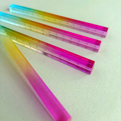 Regla Aurora Cuadrangular (15 cm)
