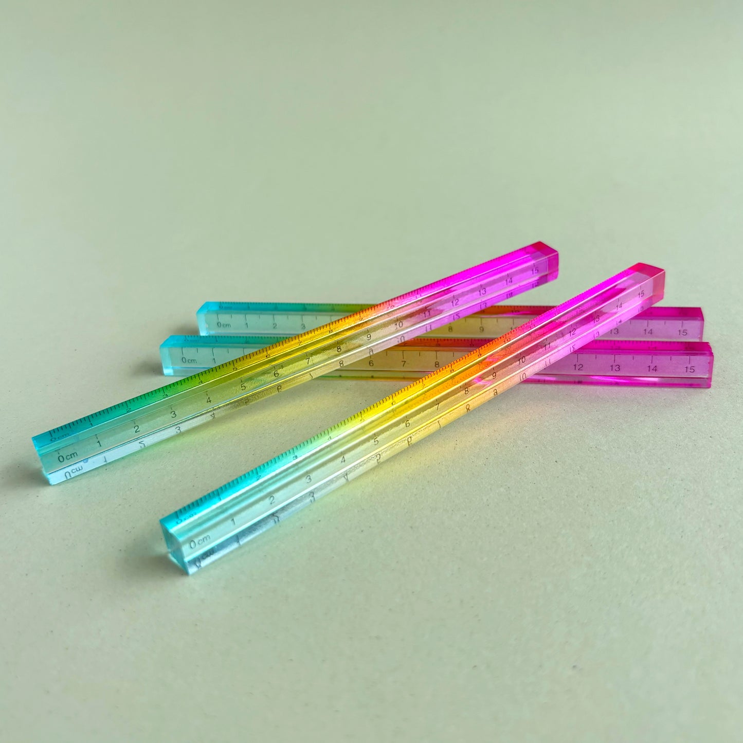 Regla Aurora Cuadrangular (15 cm)