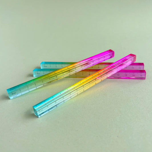 Regla Aurora Cuadrangular (15 cm)