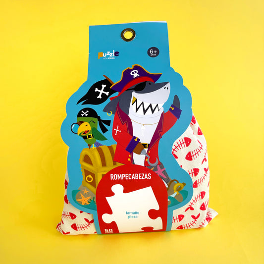 Rompecabezas 50 piezas en cartón XL – Tiburón pirata con tesoro