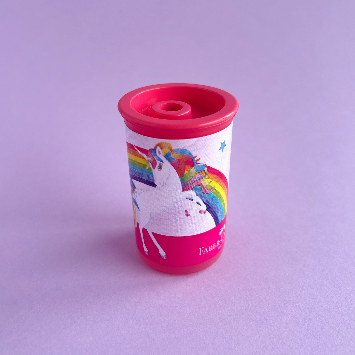 Tajalápiz con depósito unicornio x unidad - Fucsia y Morado